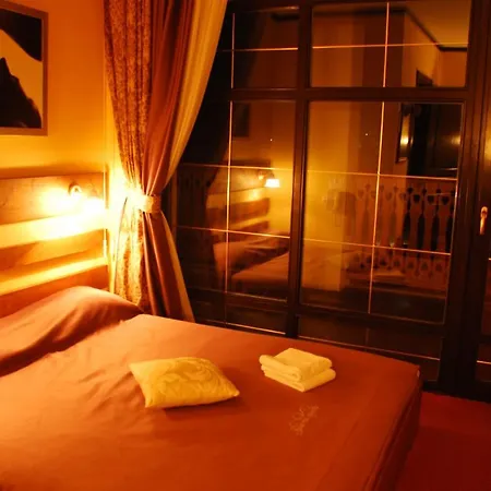 Hotel Золотая Подкова Славское